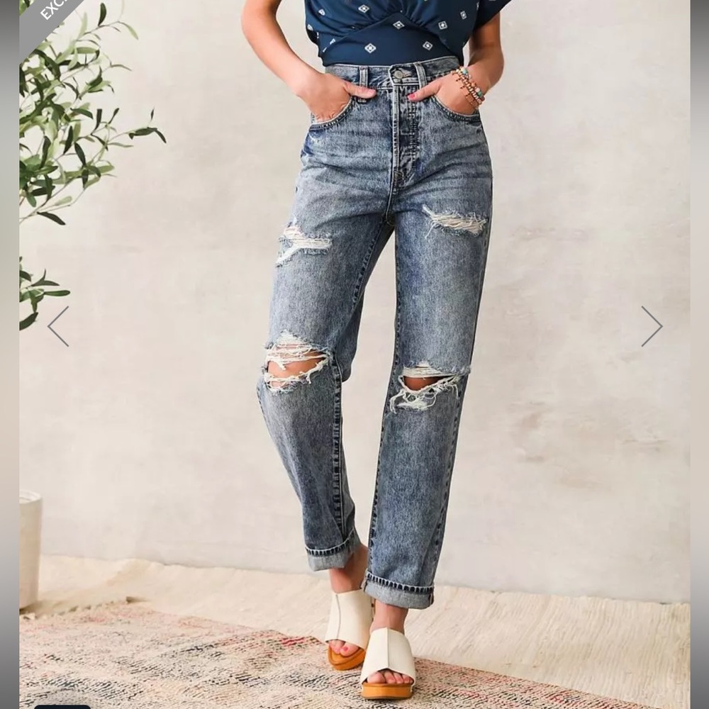 ✨Buckle Jeans✨
